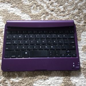 Bluetooth keyboard for iPad